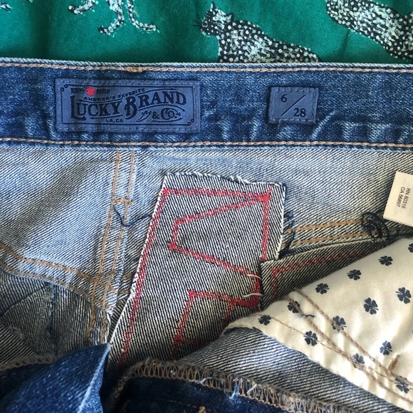 NWOT 🍀 Lucky Brand Denim Smiley Shorts - Picture 4 of 4